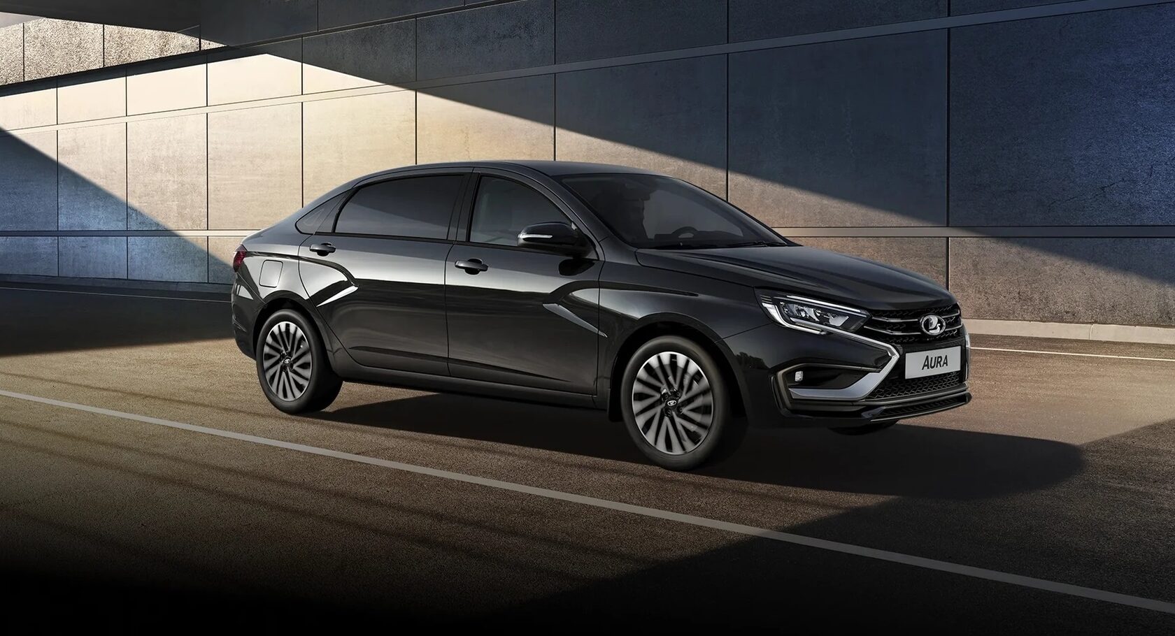 Автомобили LADA на сборочной линии