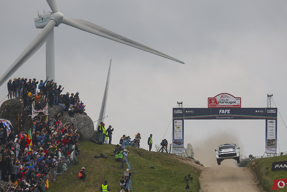 Сами Паяри и Марко Салминен, Toyota GR Yaris Rally1 (A-7550), ралли Португалия 2025 / Фото: Toyota Gazoo Racing WRT