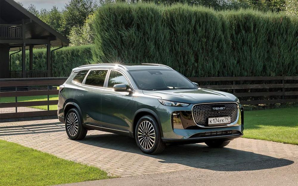 Tenet T8, трёхрядный кроссовер в списке локализованных авто для такси