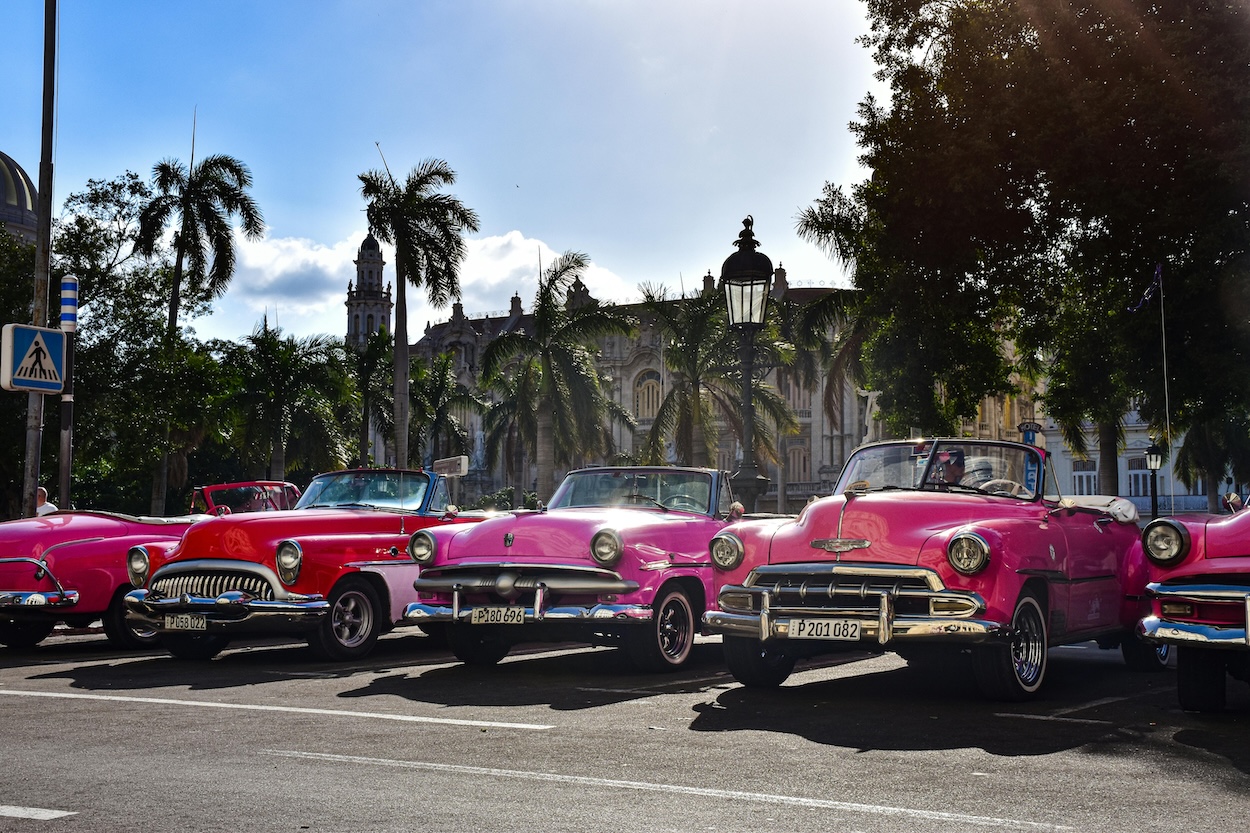 Ретро-автомобили Кубы