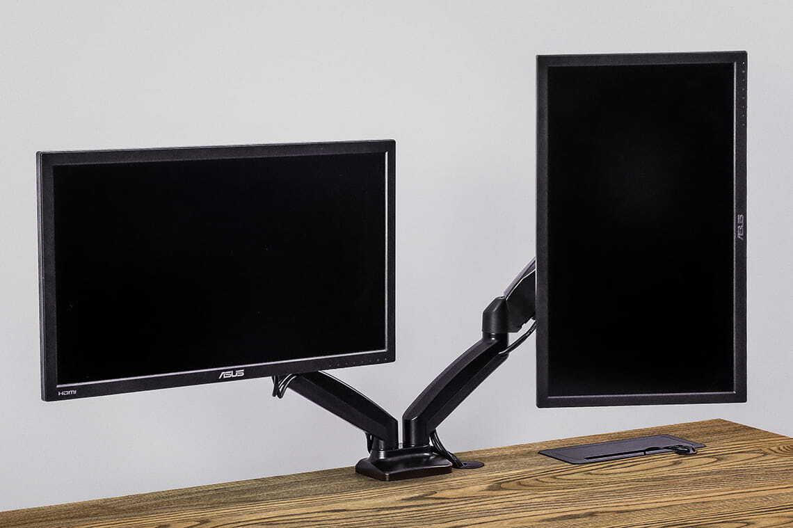 Рабочий стол Workstation со стационарным компьютером