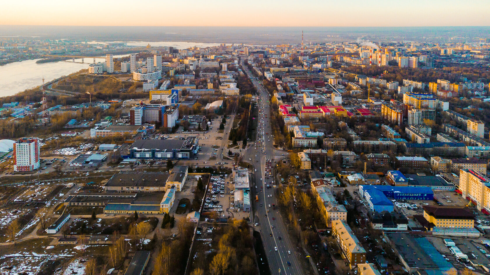 8 районов Нижнего Новгорода с высоты птичьего полета