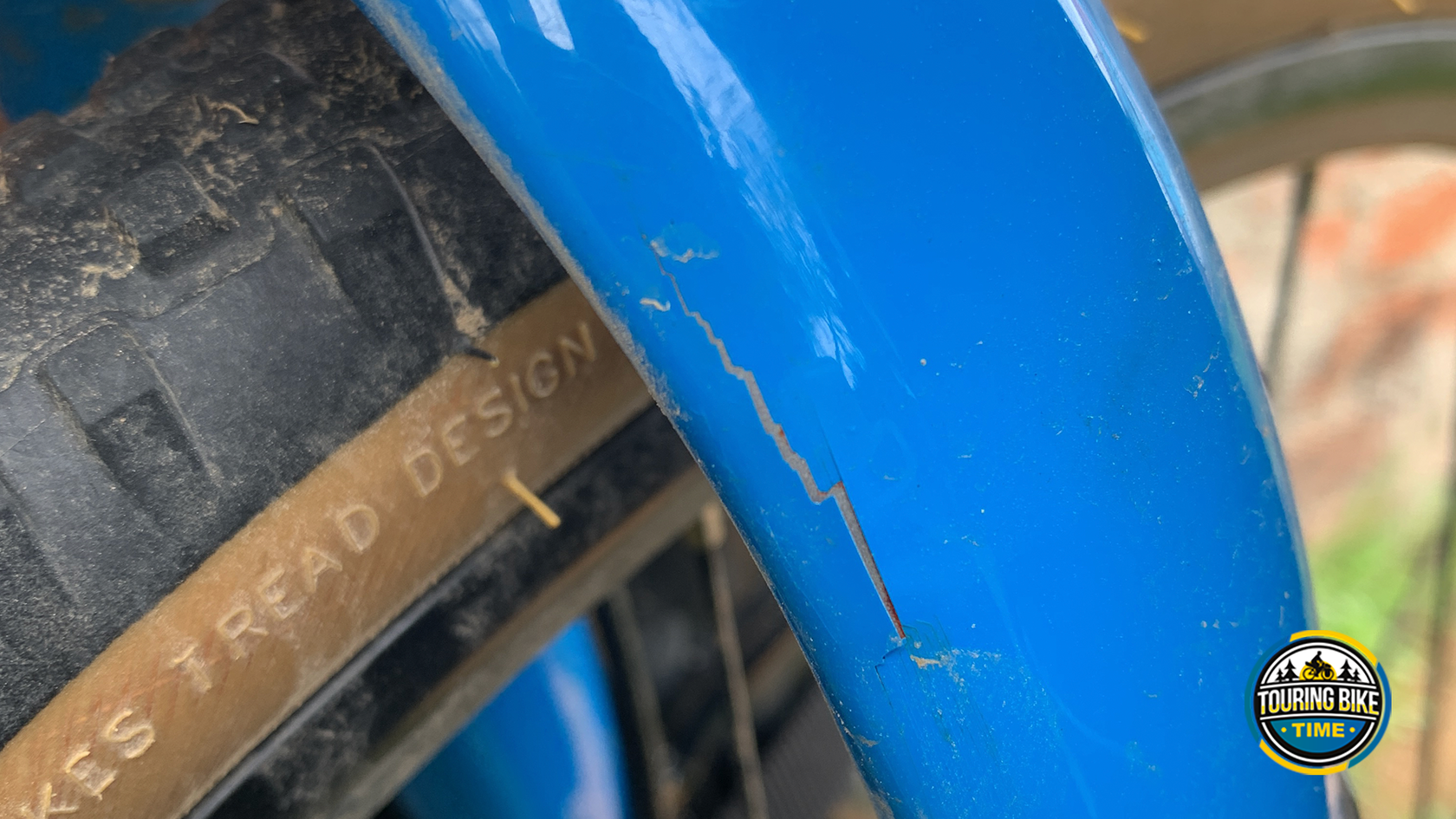 Трещины на лакокрасочном покрытии Marin Four Corners 2019 спустя 2 года эксплуатации