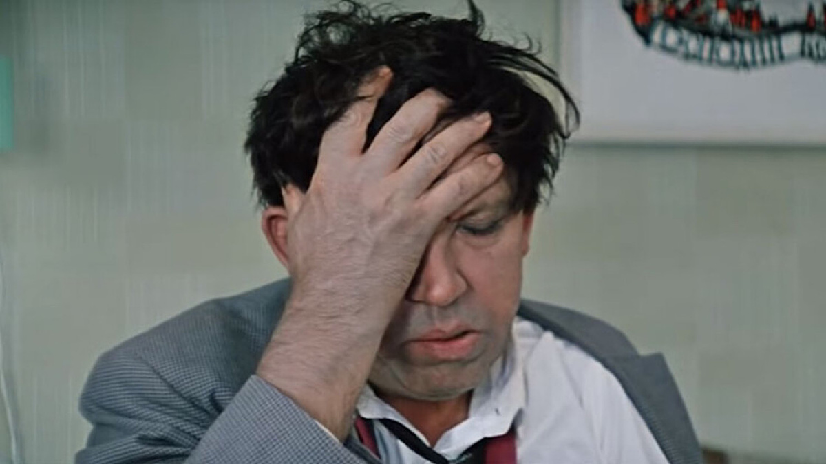 Кадр из фильма «Бриллиантовая рука» (реж.  Леонид Гайдай)