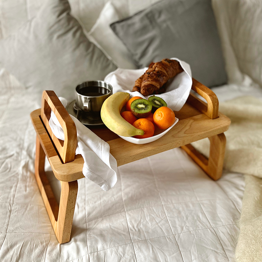 столик для завтрака в постель история