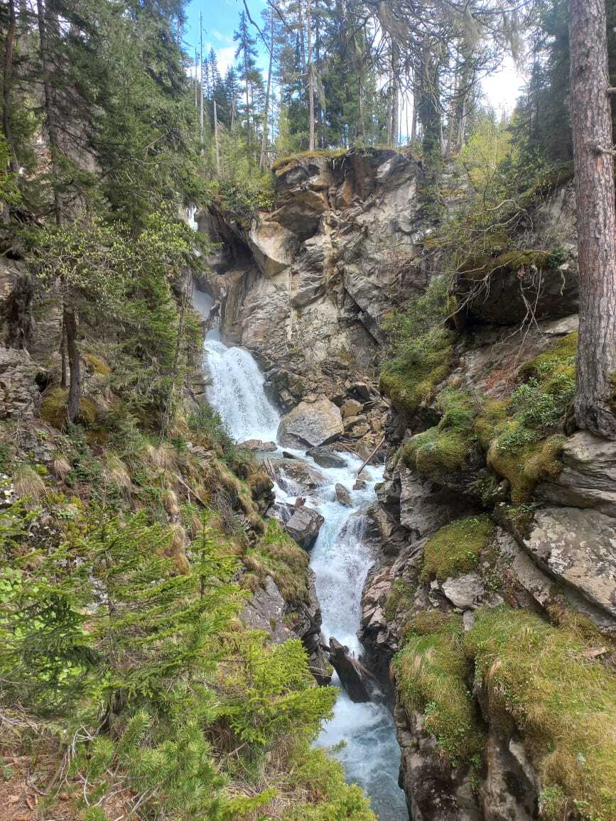 Горный источник