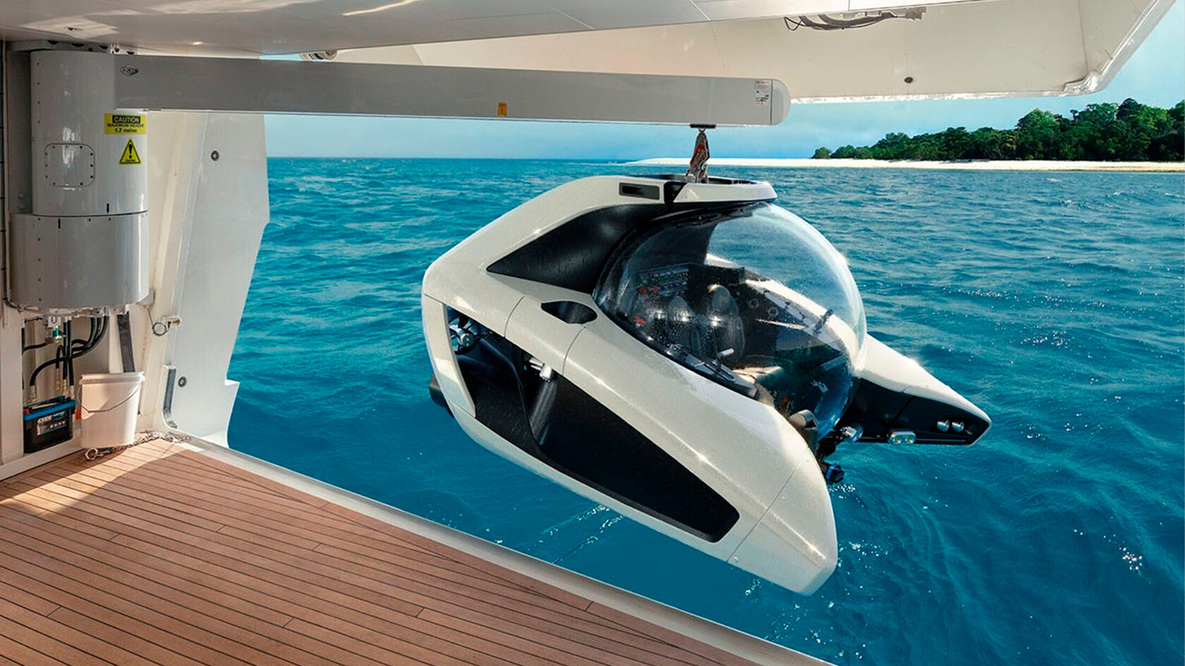 Погрузка подлодки U Boat Worx C-Explorer на борт 
