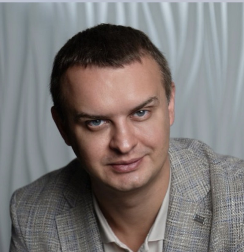Андрей Дубров