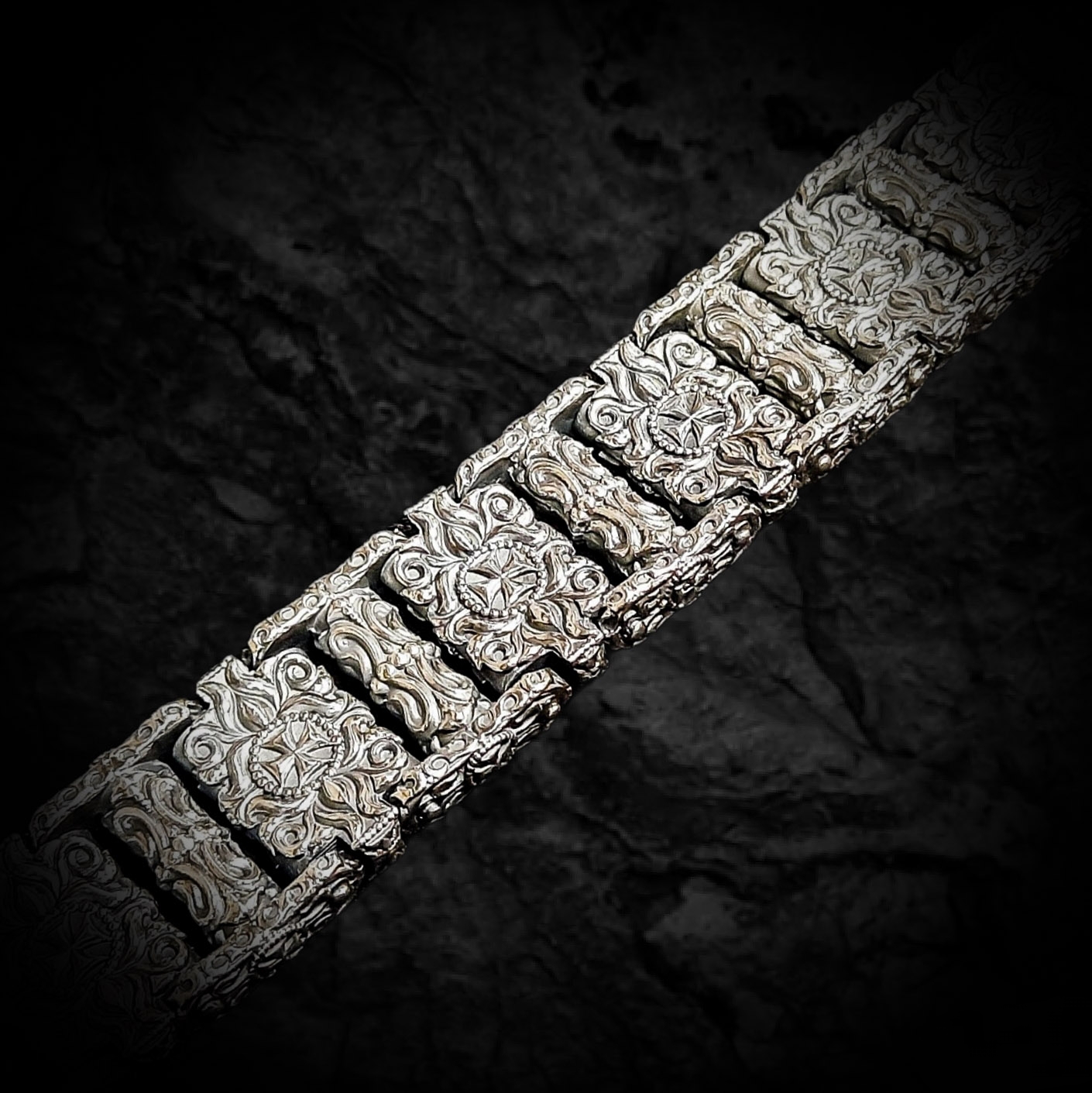 массивный мужской браслет, мужской массивный браслет на руку, серебряный браслет мужской массивный