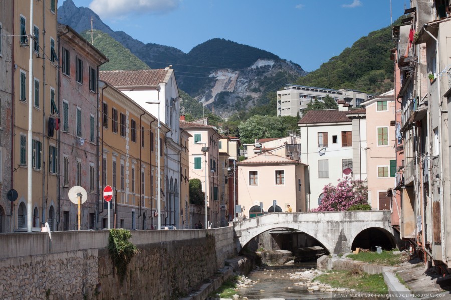 Carrara. Каррара Тоскана Италия. Каррара Италия достопримечательности. Город Каррара (Тоскана).. Масса Каррара Италия.