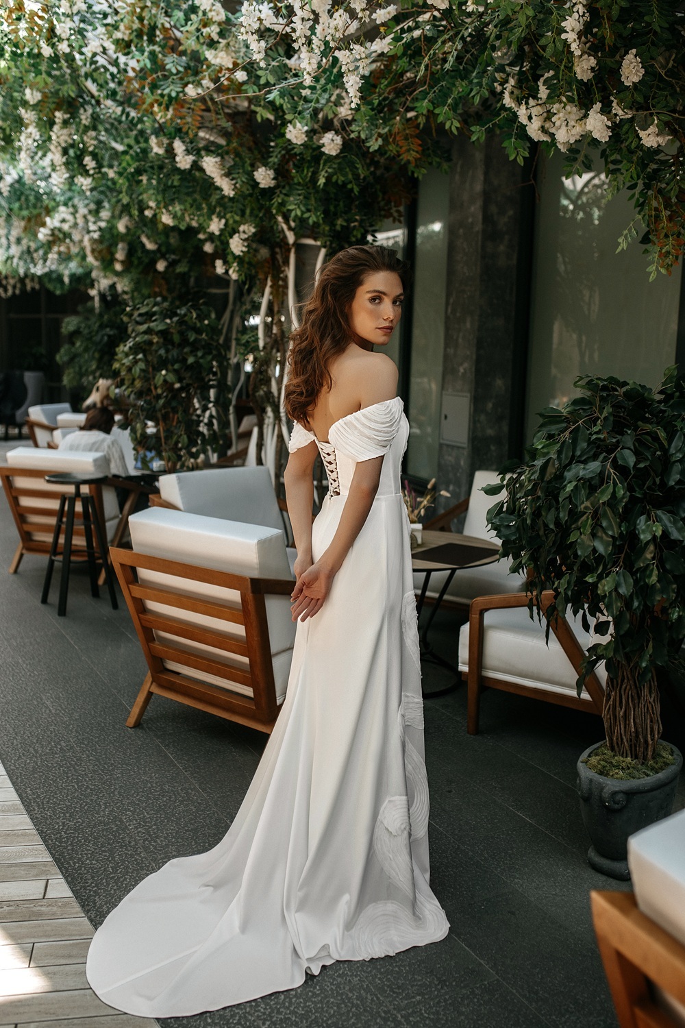 Свадебное платье рыбка с небольшим шлейфом