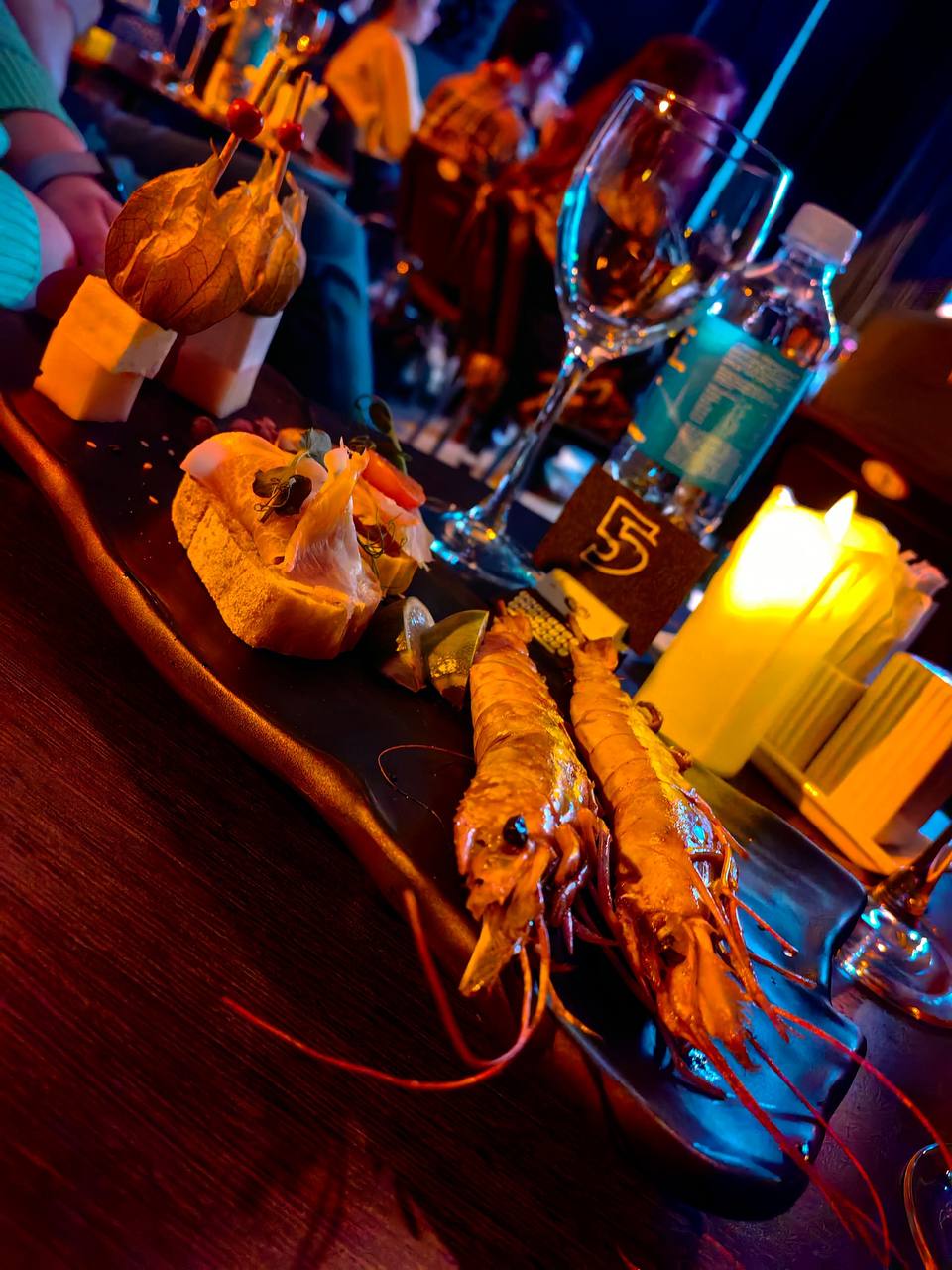 Атмосфера вечера «Четыре поэта»