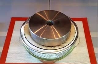 Приготовление сыра «Филадельфия» из сметаны и кефира в домашних условиях: шаг 5