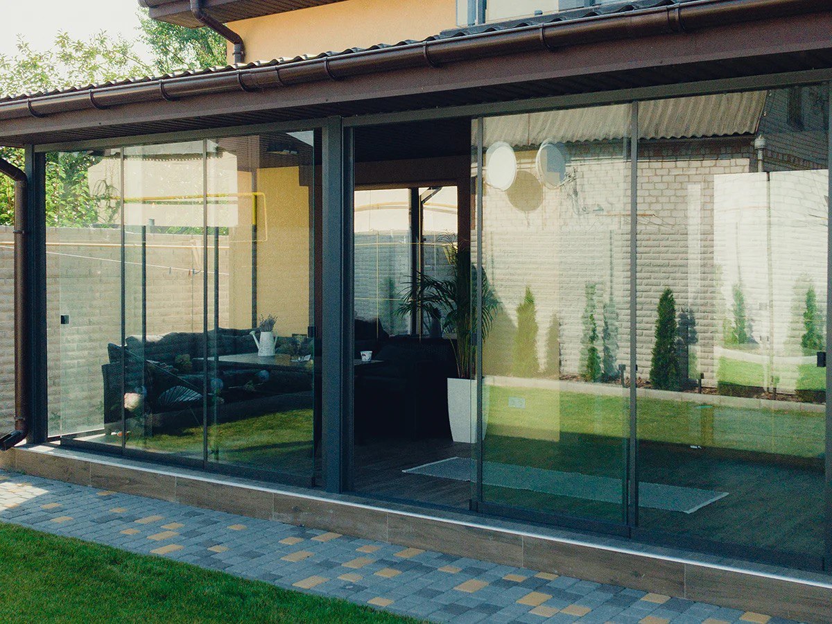 Безрамное остекление в Бишкеке