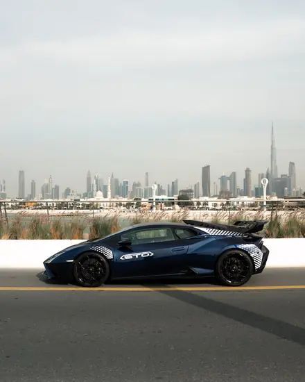 Lamborghini Huracán STO