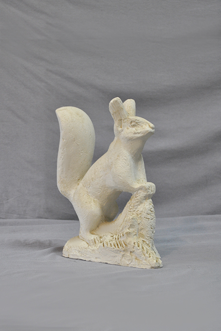 фигура для сада белка на ветке