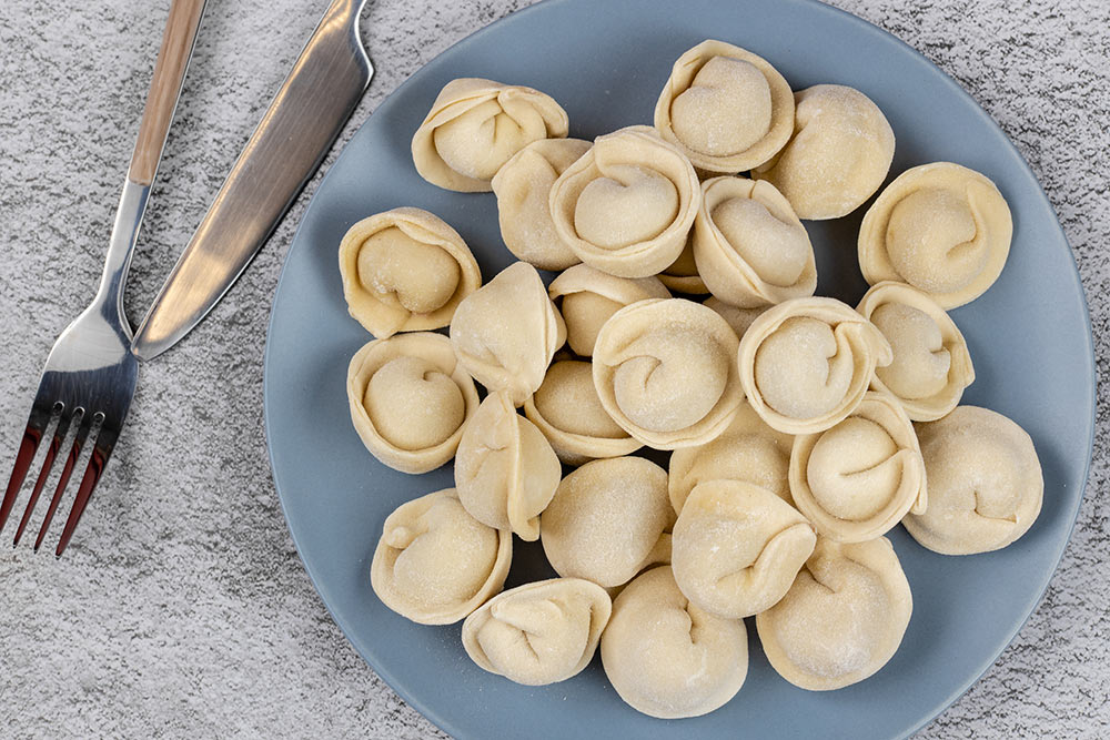 Фабрика кухни «Своя Компания» — полуфабрикаты и готовая еда оптом от ...