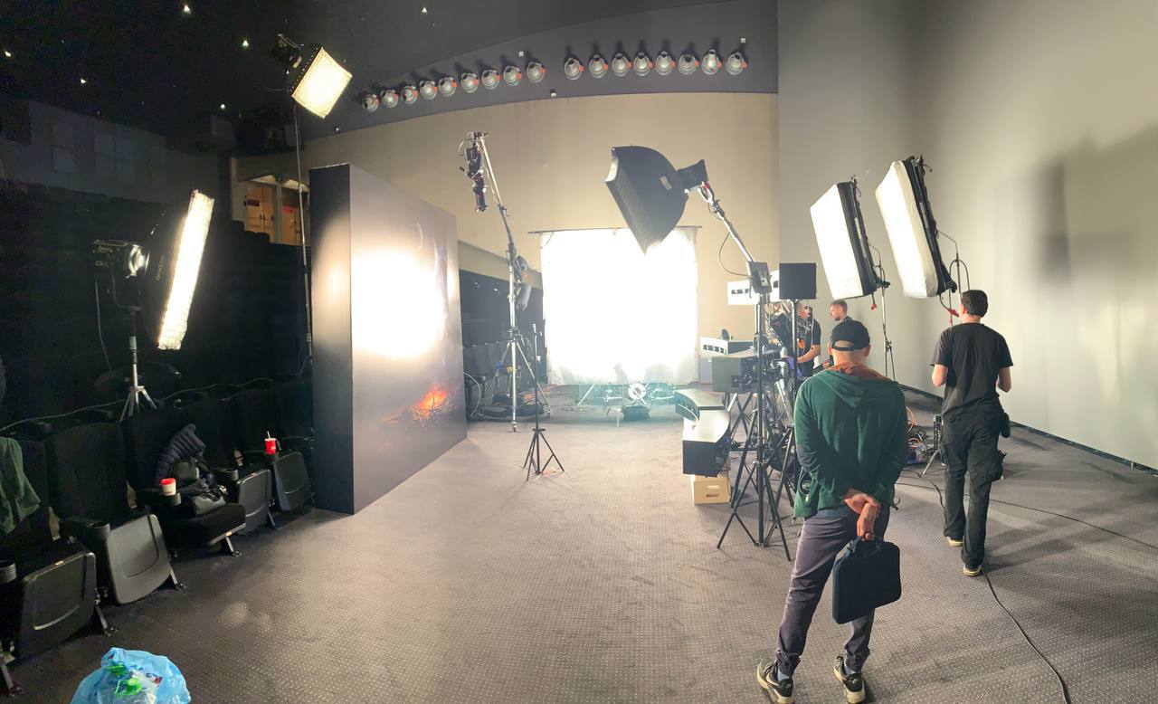 Lighting and capture equipment for Eterna activation