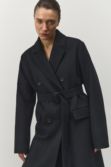 Стильное женское пальто. GATE31 — это минималистичный бренд верхней одежды из Санкт–Петербурга