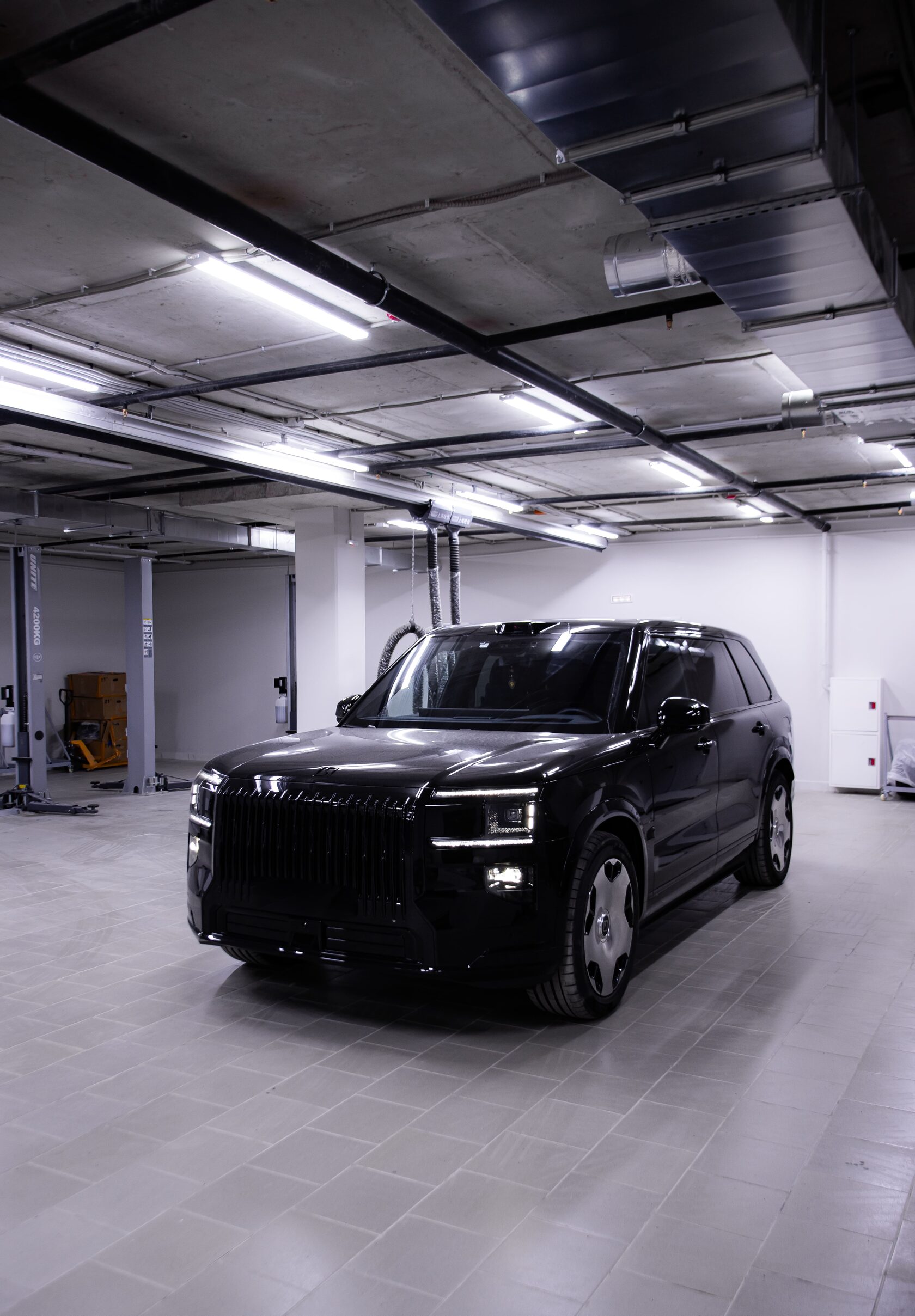 Профессиональная диагностика электромобиля в АМР АВТО