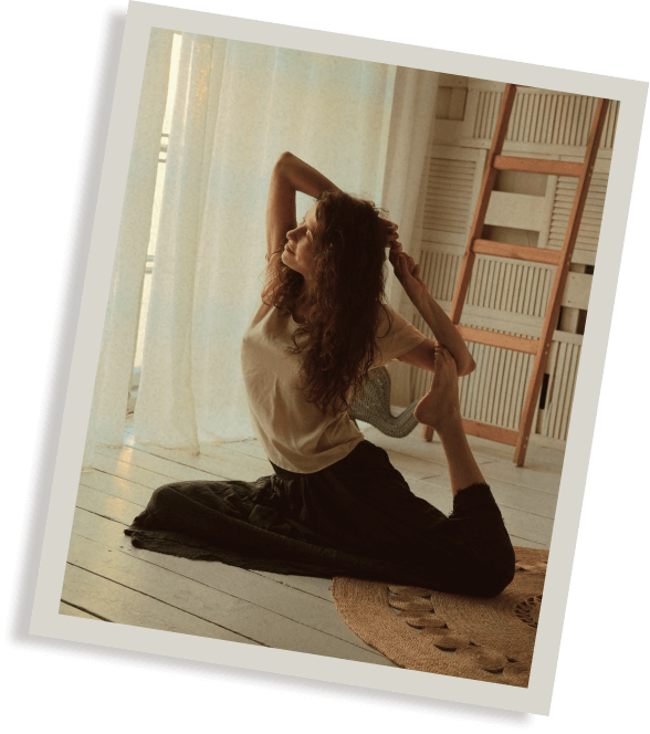 Онлайн-занятия йогой, медитацией, фейсфитнесом