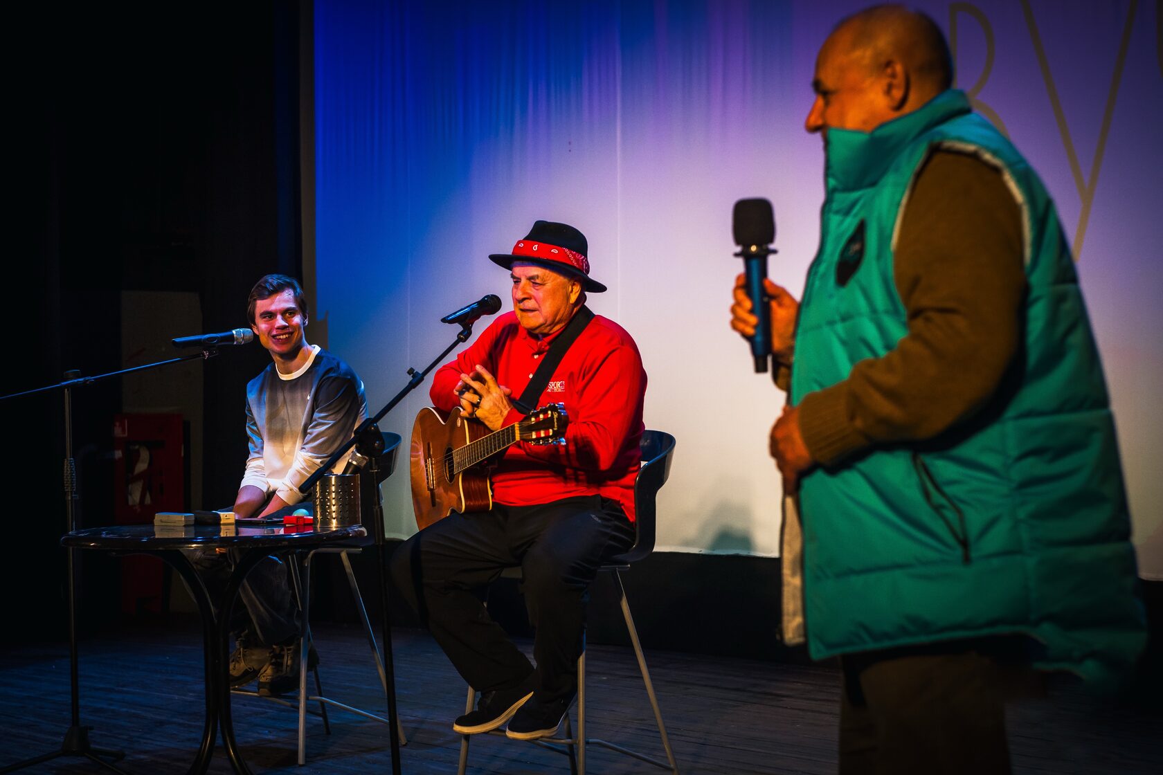 Концерт Григория Гладкова в детском лагере