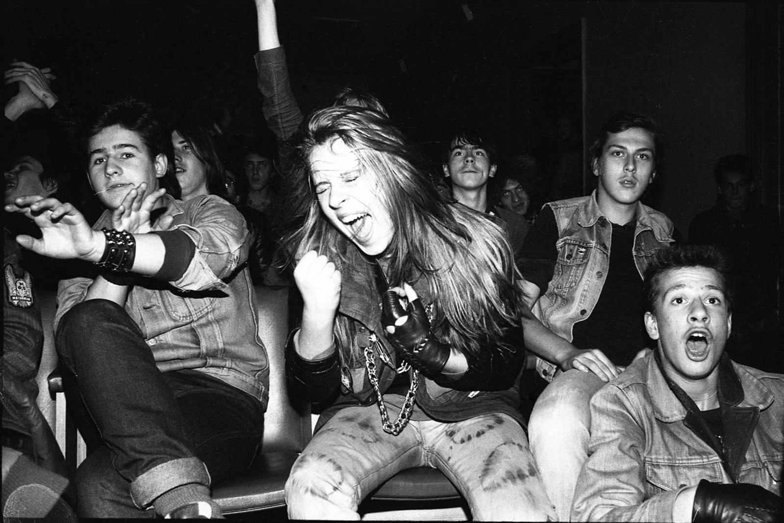 Детство, кладбище, "Урал" и ящик водки. - DRIVE2