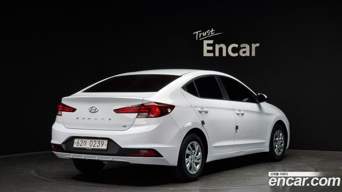 Корейский сайт encar. Hyundai encar. Энкар Корея. Хендай Аванта аналог корейская. Машина Хендай Аванта 2019 2020 год.