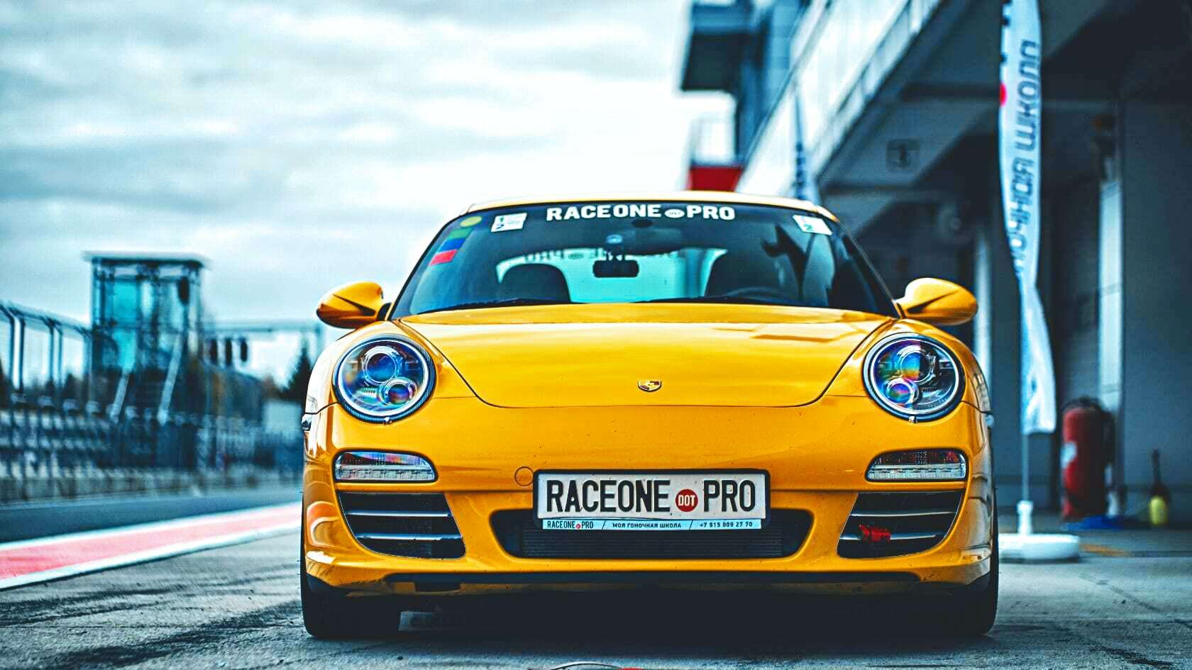 Porsche 911 Carrera 4s