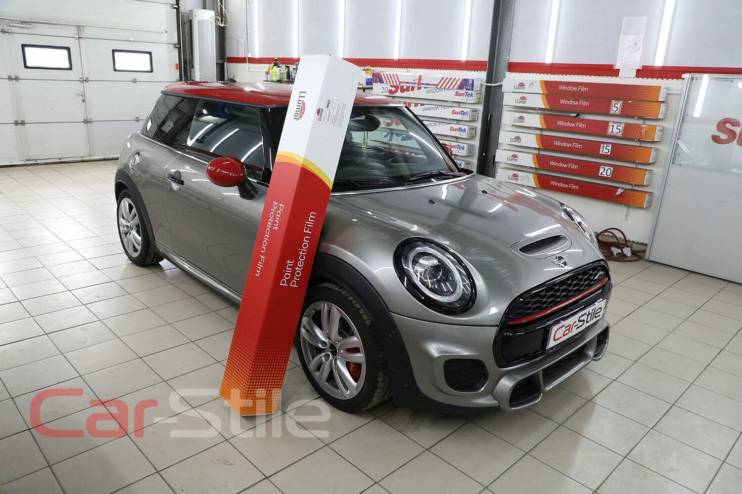 Бронирование кузова автомобиля MINI Cooper пленкой Llumar