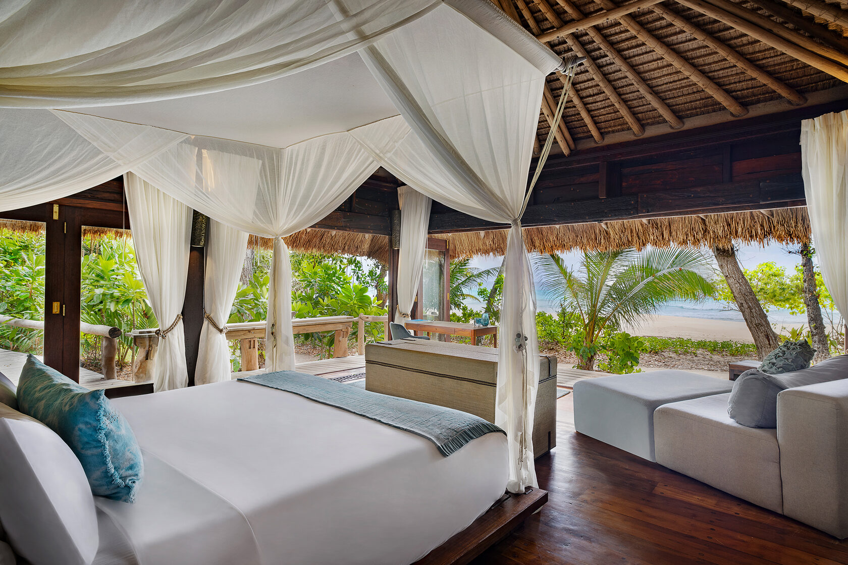 Пляжная вилла в North Island Seychelles