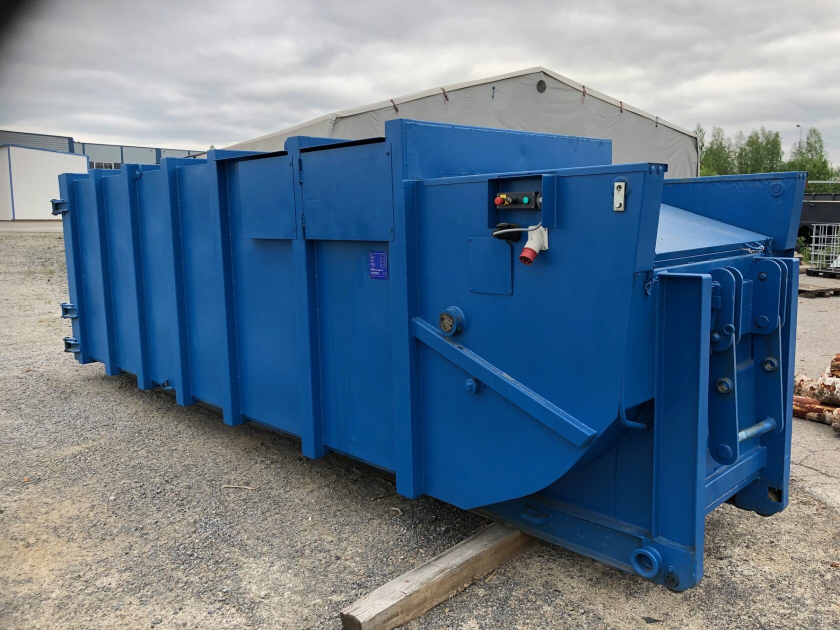 Статья о пресс-контейнерах для мусора: виды, устройство, вместимость