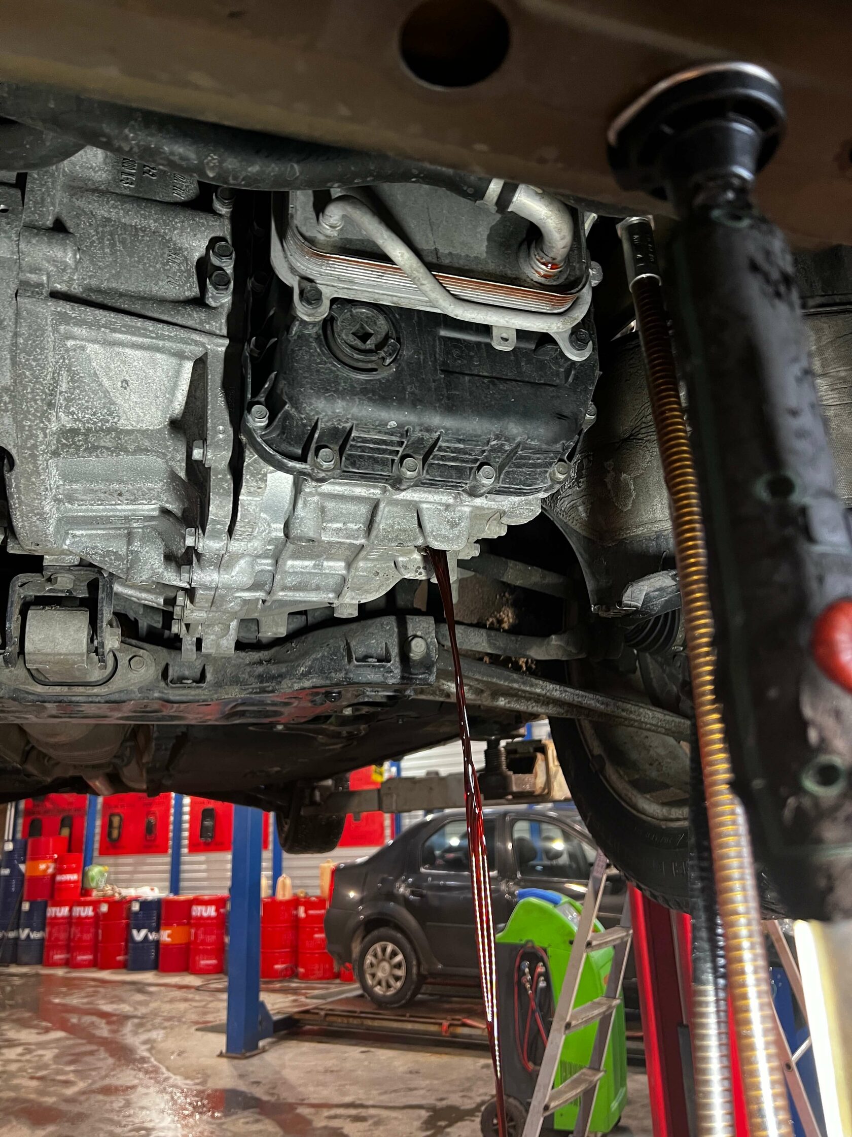 Слив масла из АКПП Kia