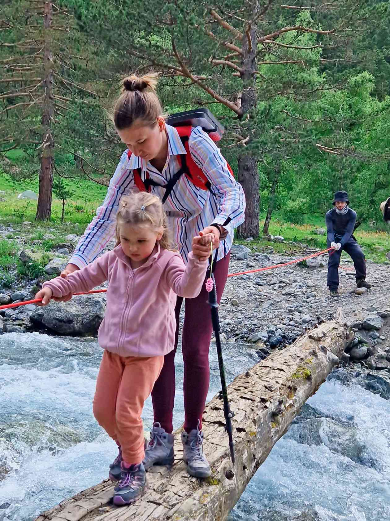 в горы с детьми, семейные походы, горный портал