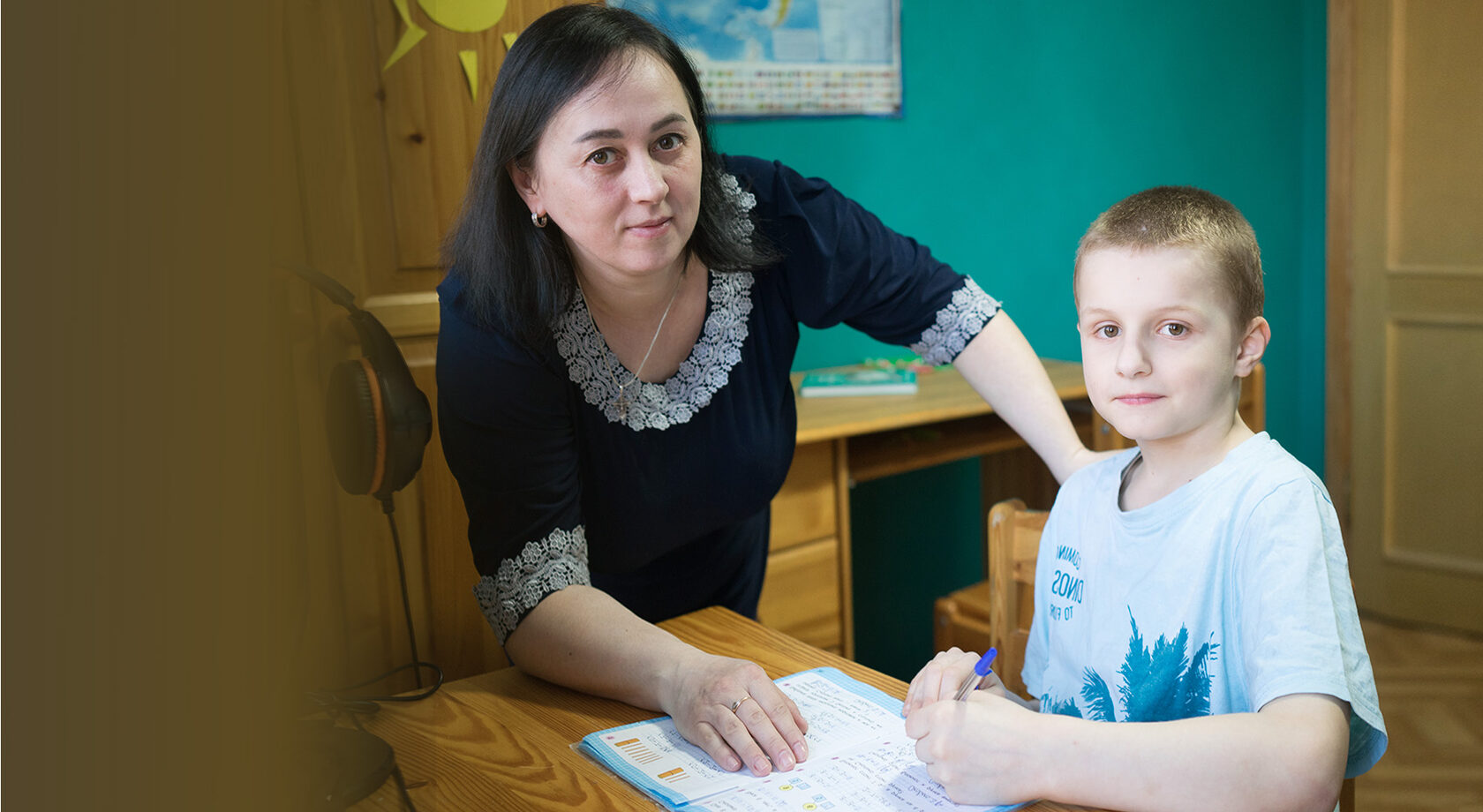 Помогите детям с непростой судьбой подготовиться к школе