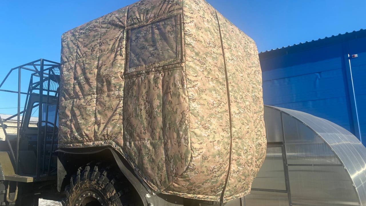 Чехол на кузов болотохода