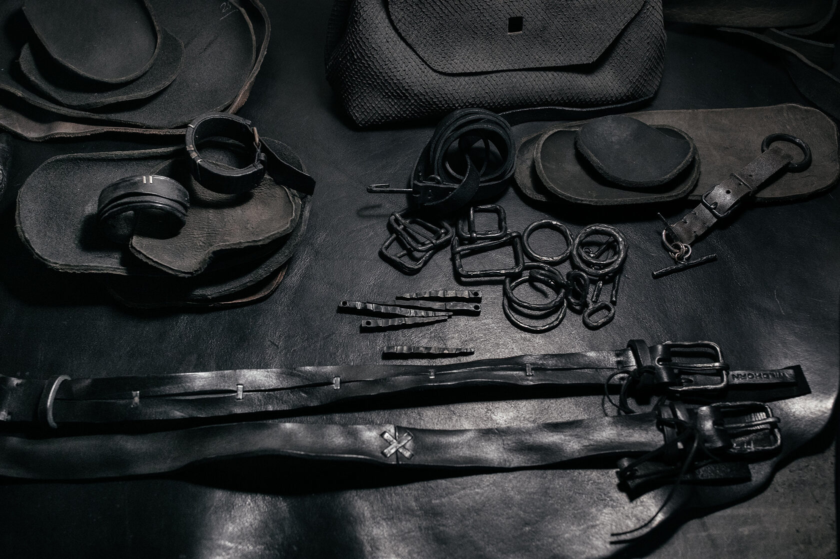 WILDHORN украшения и аксессуары из кожи