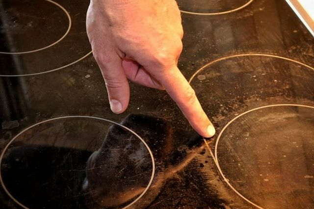 граффити на стекле до полировки