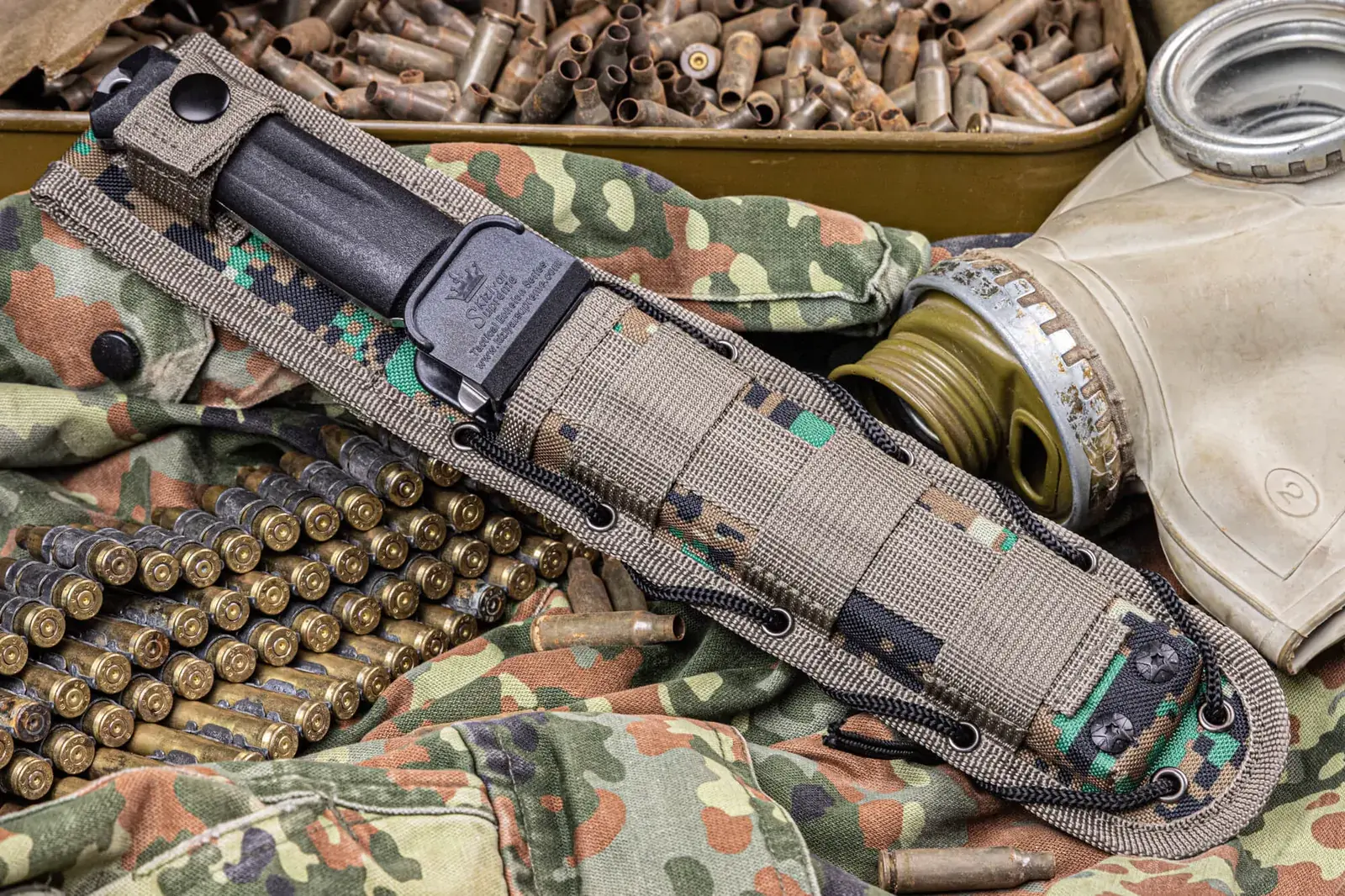 Совместимые ножны Tactical Echelon на экипировке