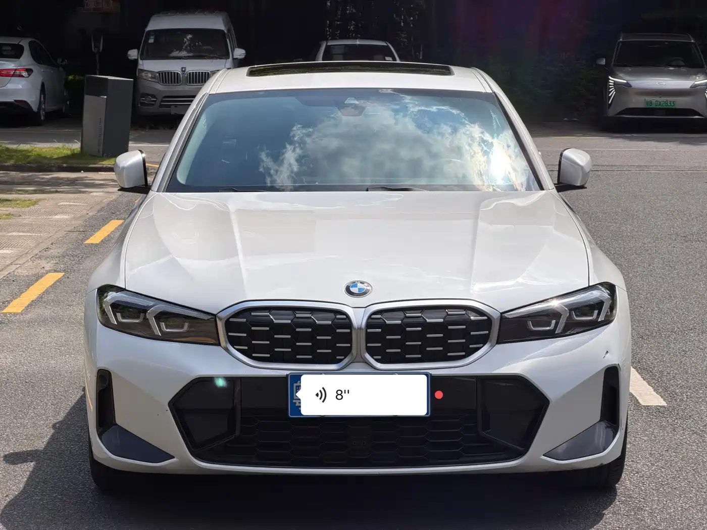 BMW 325Li G28 2024 M Sport Package — вид спереди, фары, решётка радиатора и передний бампер