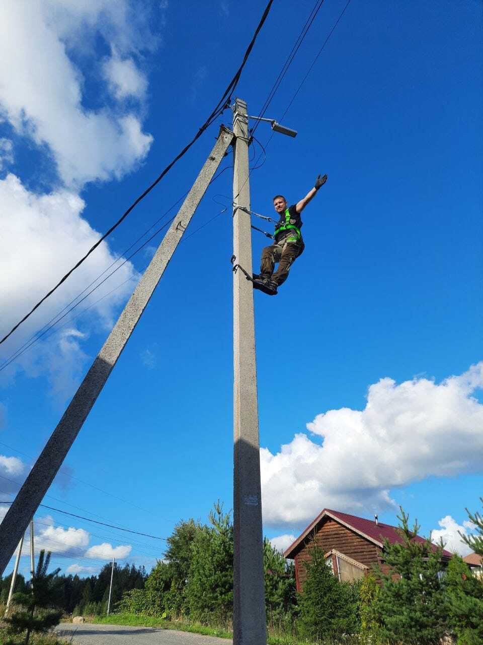 услуги электрика в Токсово