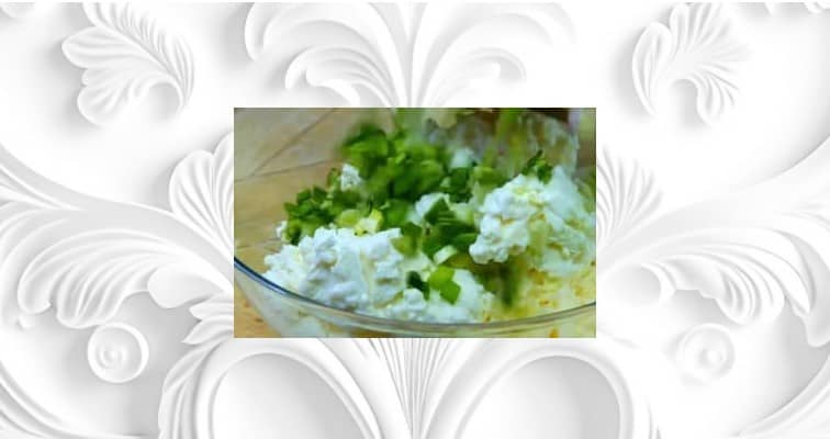 Приготовление хычин с творогом, сыром и зеленью на сковороде: шаг 4