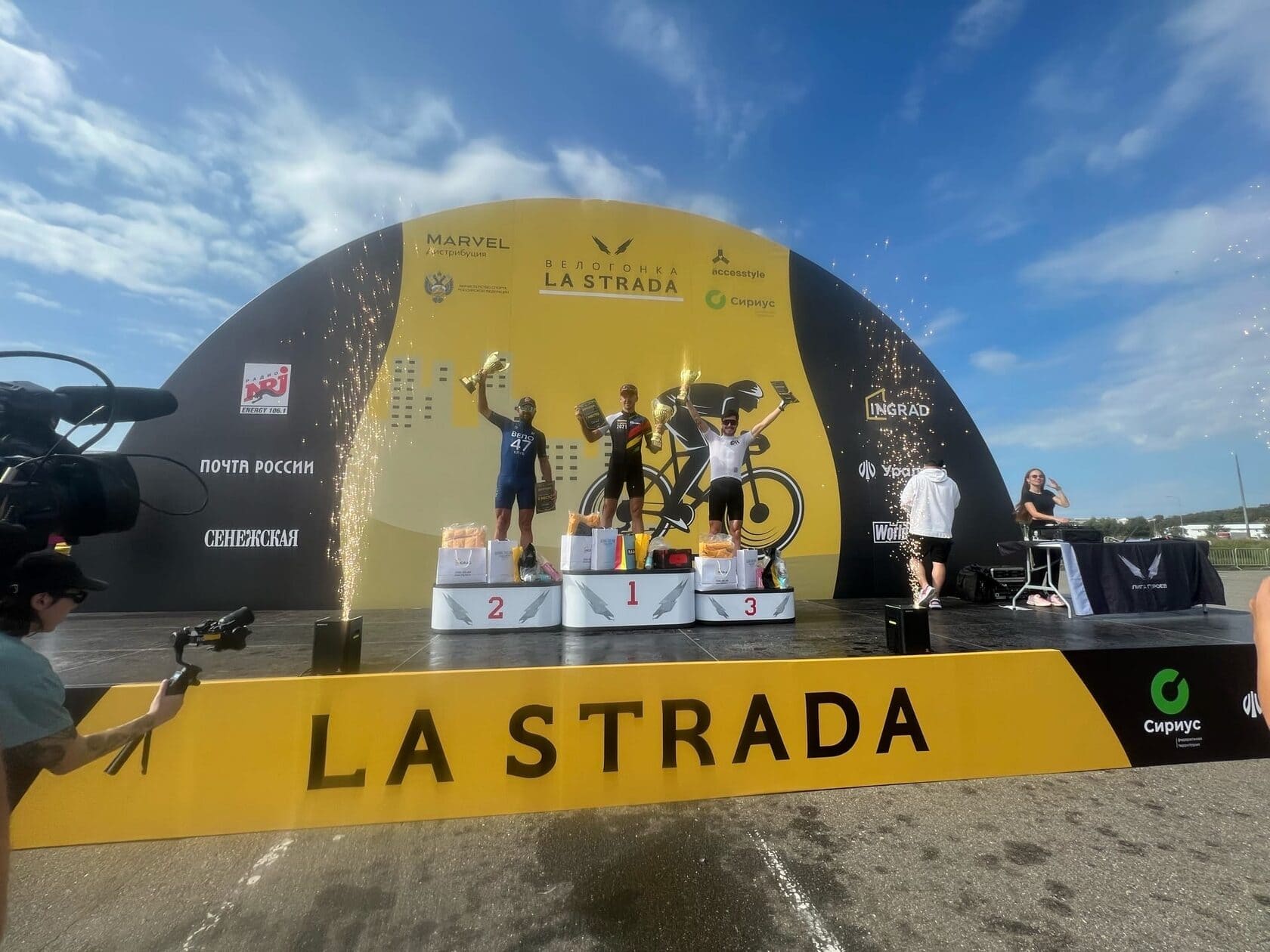 Велоклуб LeonBikeRacing. Совместные кэмпы, заезды и соревнования