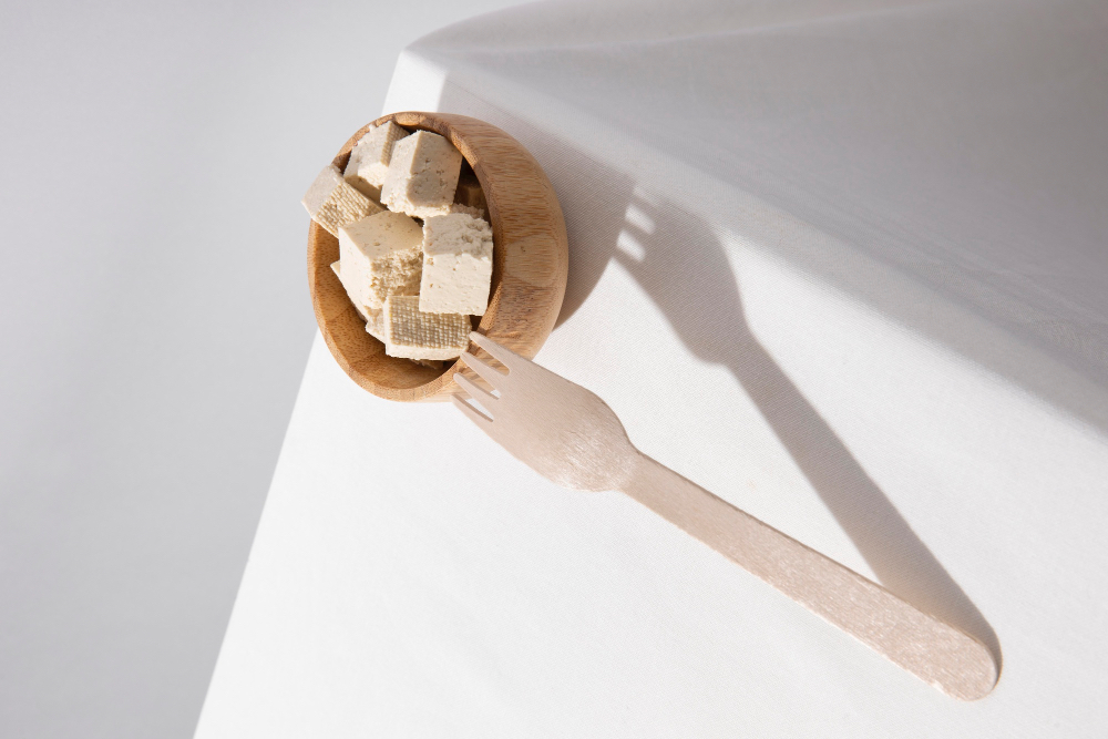 деревянная ложка, экологичный выбор, сила малого шага, замена пластика, эко-привычки, забота о планете, устойчивое потребление, одноразовые приборы, экология, бренд и ценности