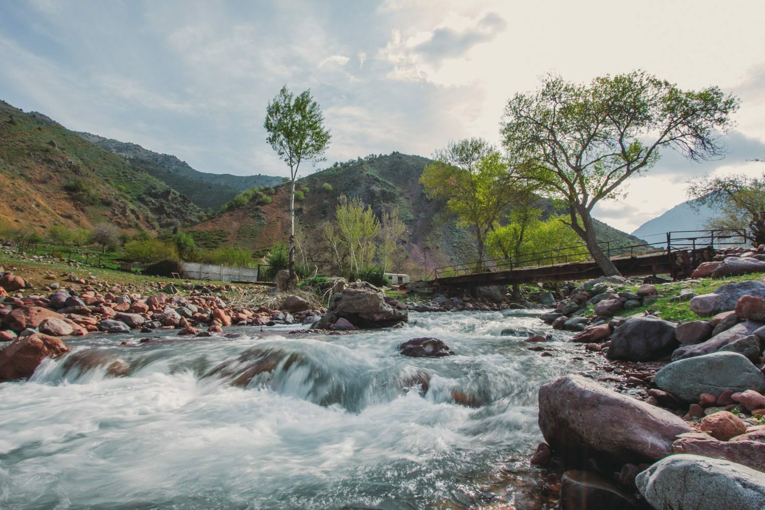 Река чирчик в ташкенте фото