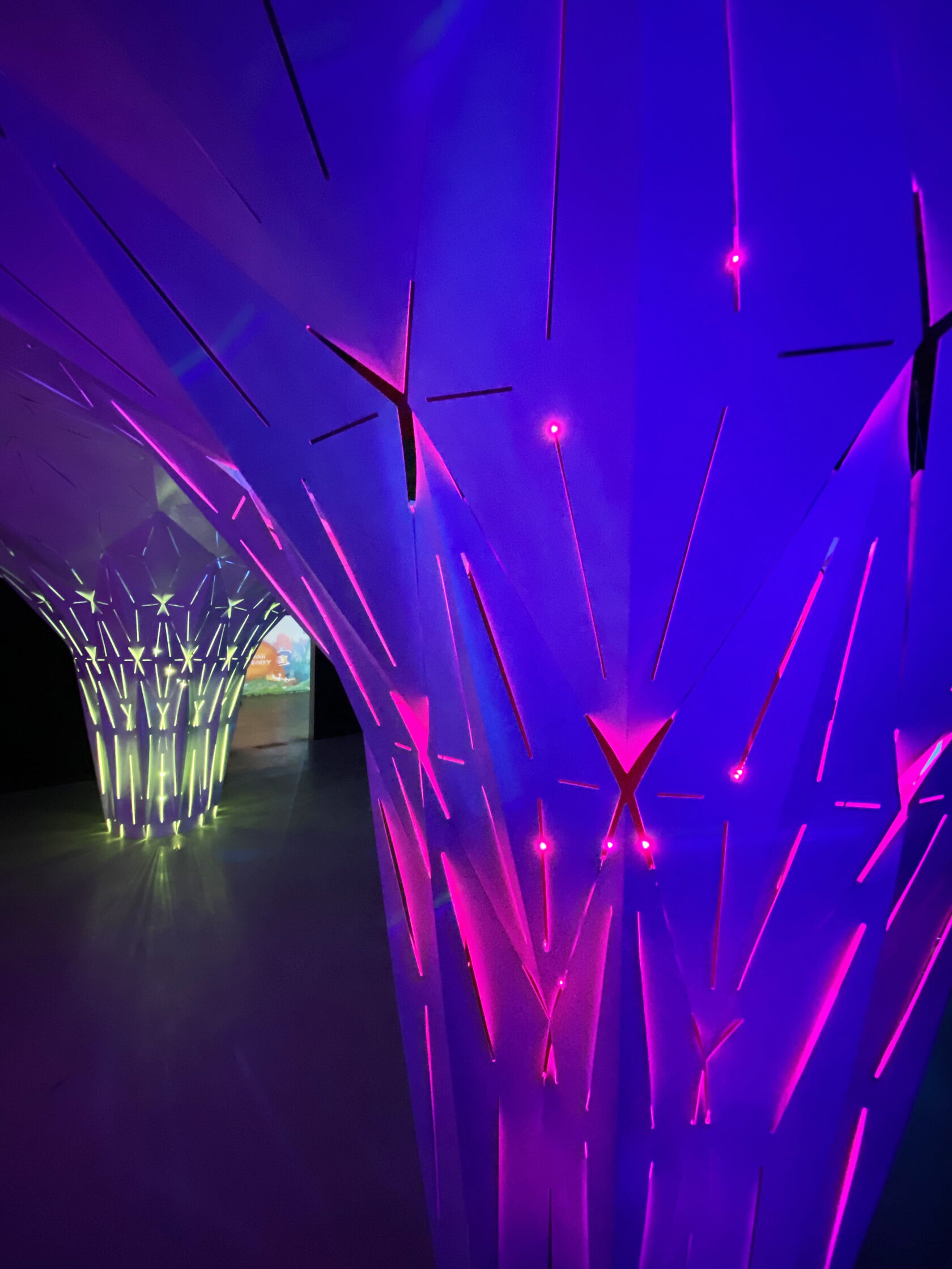 Снежная Королева — звуковые скульптуры в Союзмультпарке, ВДНХ