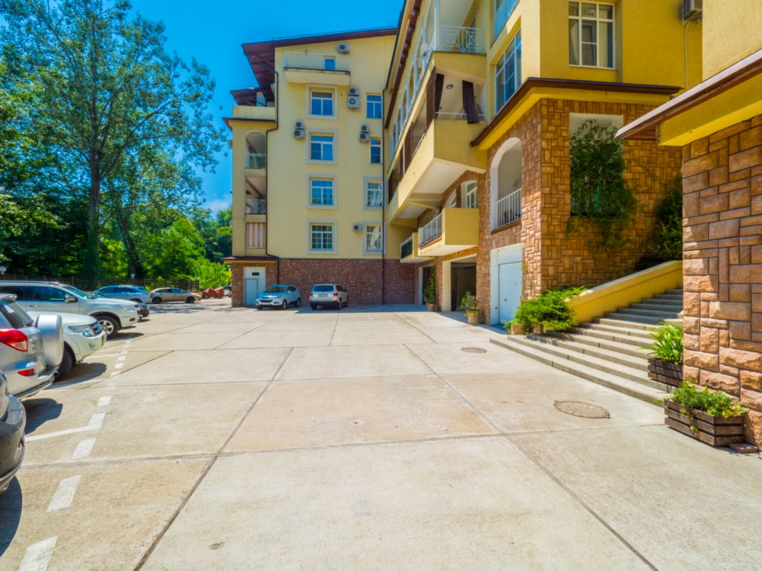 Коттеджи в сочи. Логотип элитного агентства недвижимости. Элитная недвижимость сочи. Элитные виллы в сочи. Элитная недвижимость сочи.