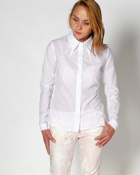 Бяла дамска риза с дълъг ръкав от Ефреа, подходяща за офиса