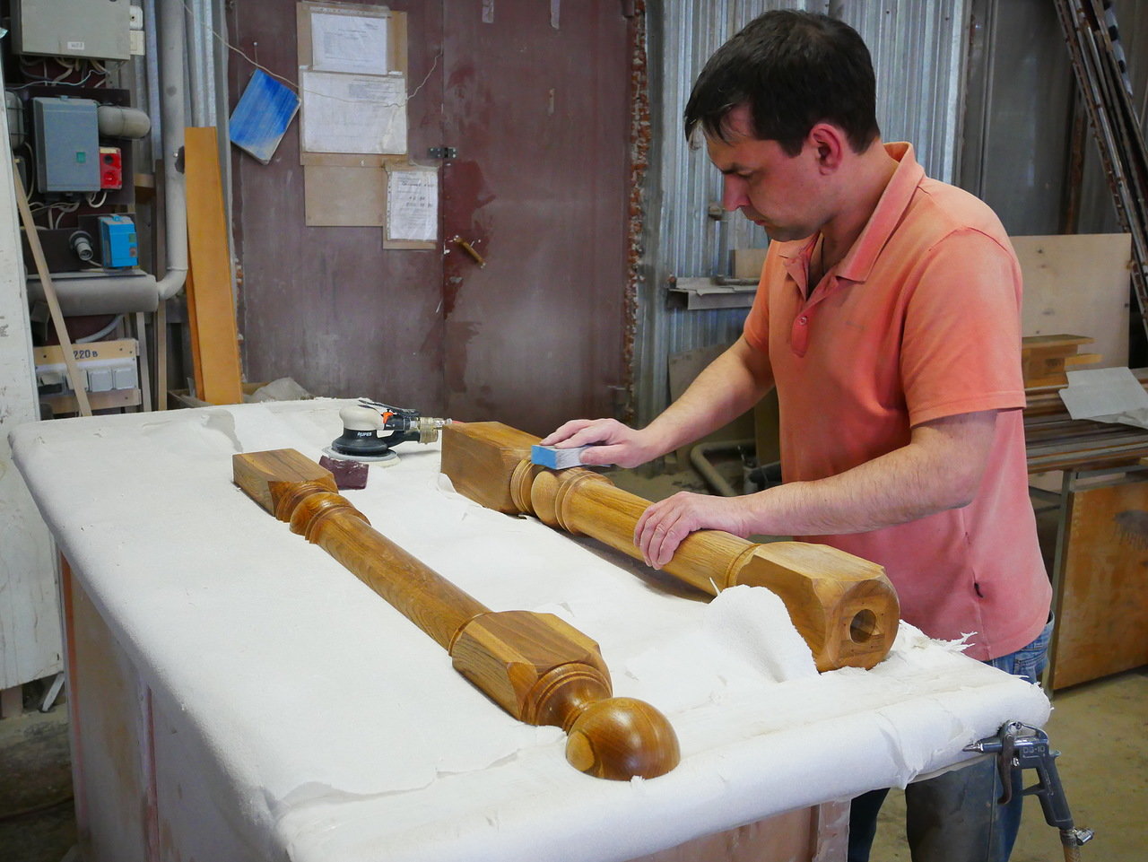 столярка изделия. лзос 95 цех. столярная фабрика. лыткаринский завод самоходных машин. столяр для изготовления упаковки.