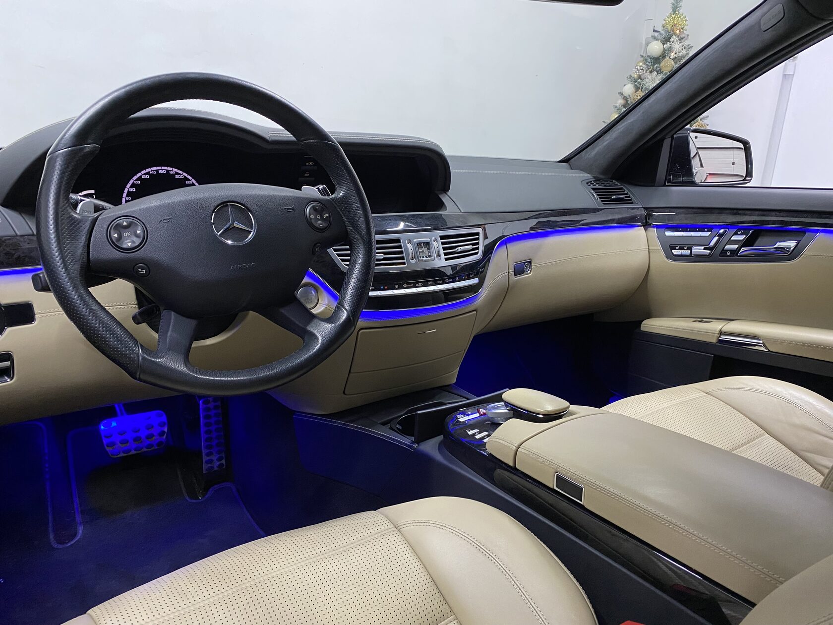 Подсветка салона Mercedes S-class W221